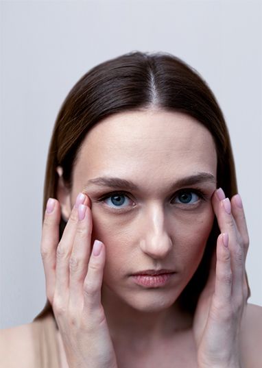 ⁠⁠Dull or uneven tone